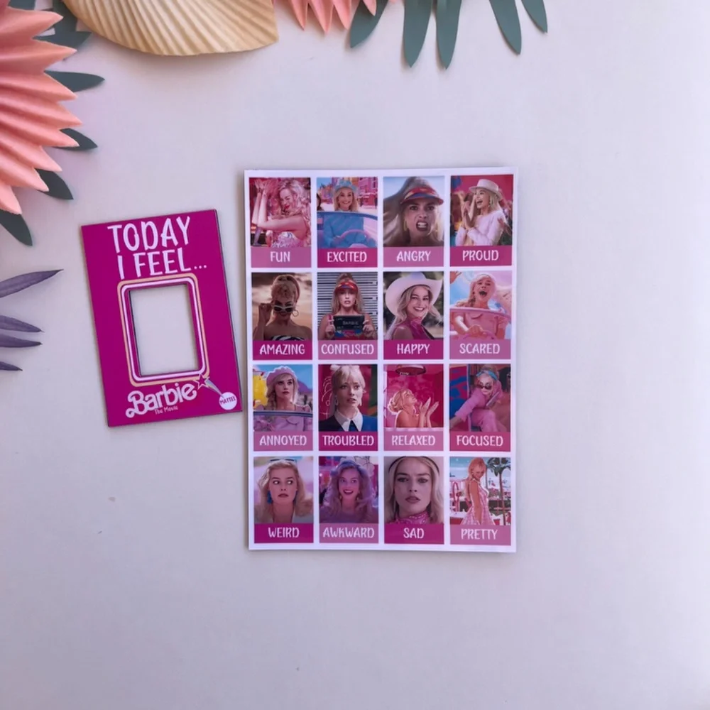 Barbie The Movie  Mood Magnet with Moveable Frame to Select Mood - Picture 4 of 7